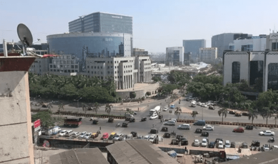 Mumbai: Government's Parking Relaxation Plan in BKC Erupts Debate Over Traffic and Safety