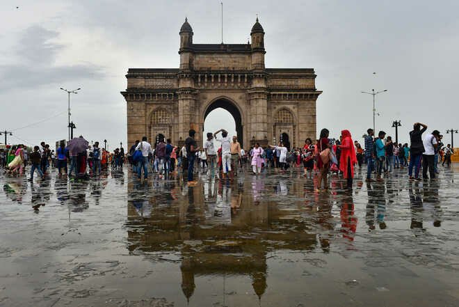 10 Smart Recycling Machines to Be Installed AT Gateway Of India, Key Mumbai Tourist Areas