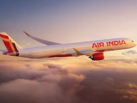 दिल्ली एयरपोर्ट पर तूफान का कहर: खराब मौसम के बीच एयर इंडिया के तीन विमान क्षतिग्रस्त, DGCA ने शुरू की जांच