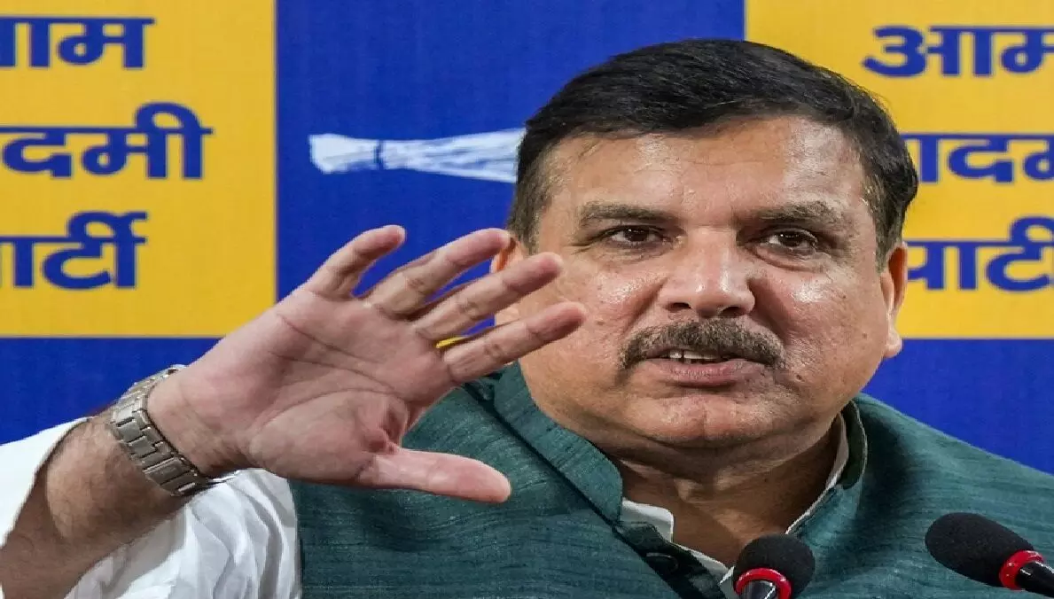 पीठ पर छुरा घोंपा, गद्दारी की, पंजाब की जनता माफ नहीं करेगी; टूट पर AAP का पलटवार