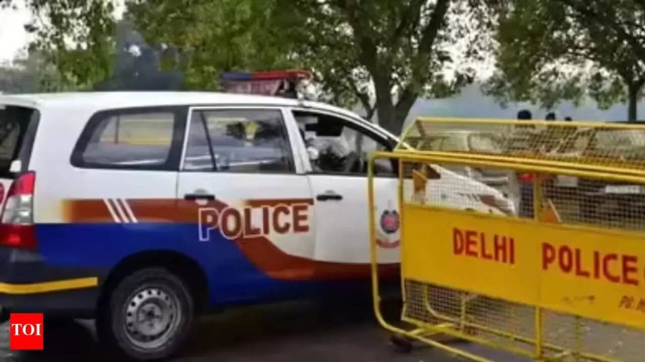 'Gun malfunctioned': 2 held for murder attempt in Delhi’s Chhawla