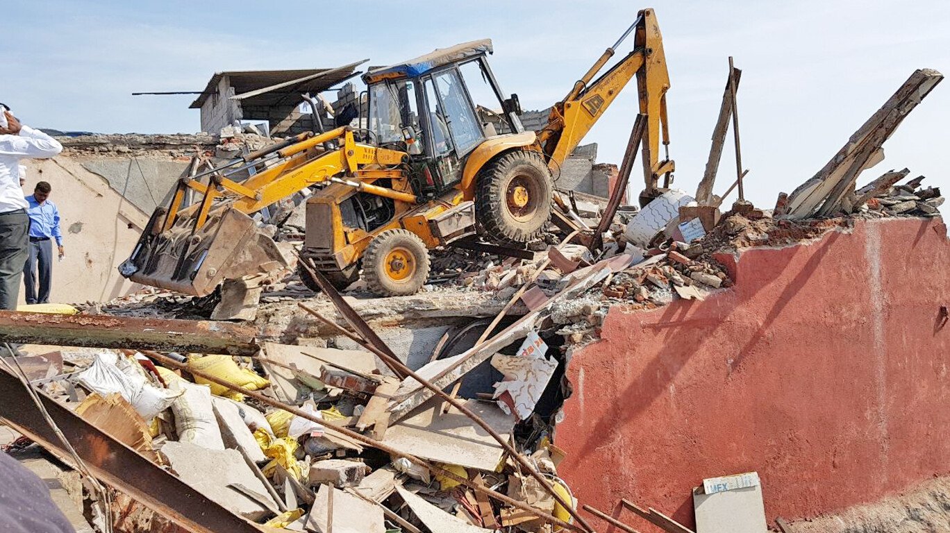 Goregaon-Mulund Link Road Gets Boost: BMC Clears 234 Encroachments in Bhandup, Mulund
