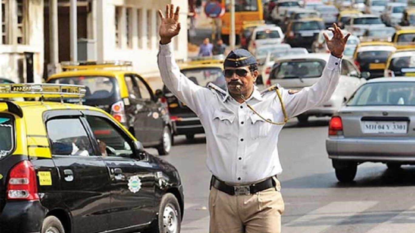 Navi Mumbai: 65 Drivers Held in Surprise Traffic Crackdown