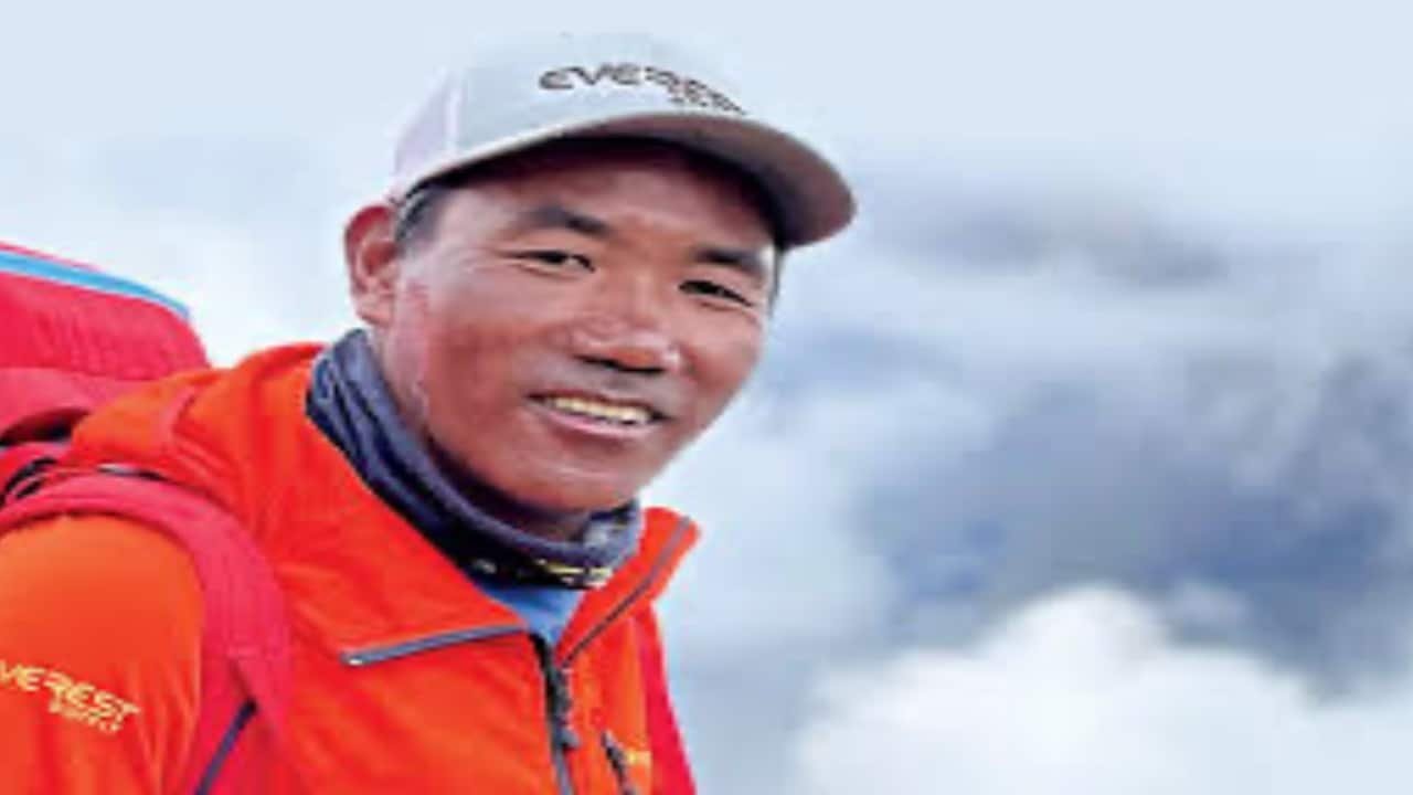 Nepal's mountaineer Kami Rita Sherpa climbs Mt Everest for 32nd time, beats own record