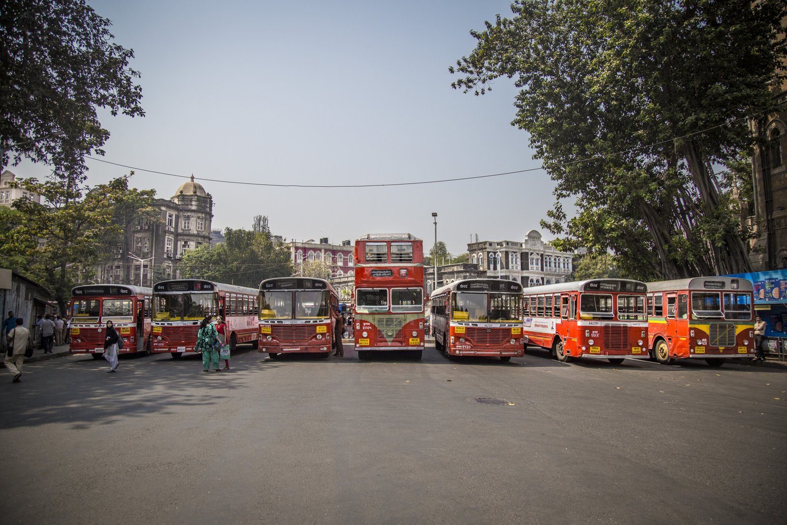 Mumbai Bus Services Likely To Halt As BEST Staff Warn of Indefinite Strike if Demands Remain Unmet