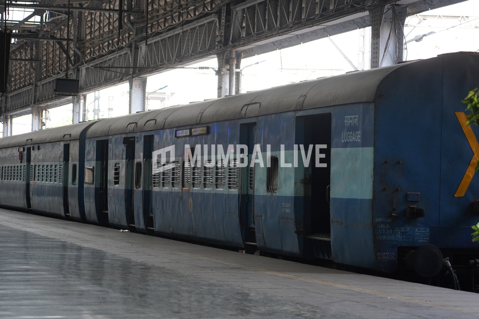 CR Announces 10-Day Block At CSMT; Several Trains To Be Short Terminated