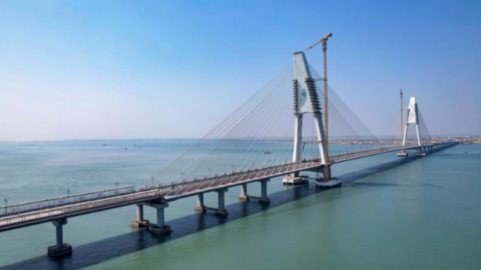 PWD gives nod for a consultant for structural audit of Signature Bridge in Delhi