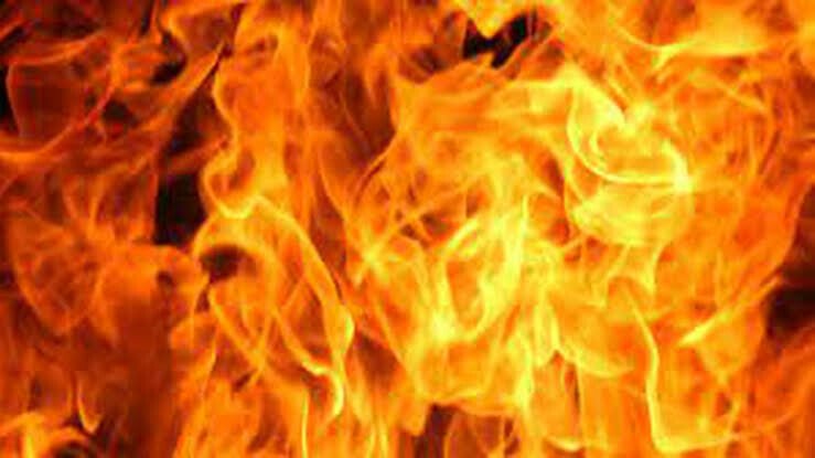 11 Injured After Massive Fire Erupts SRA Residential Building in Andheri West