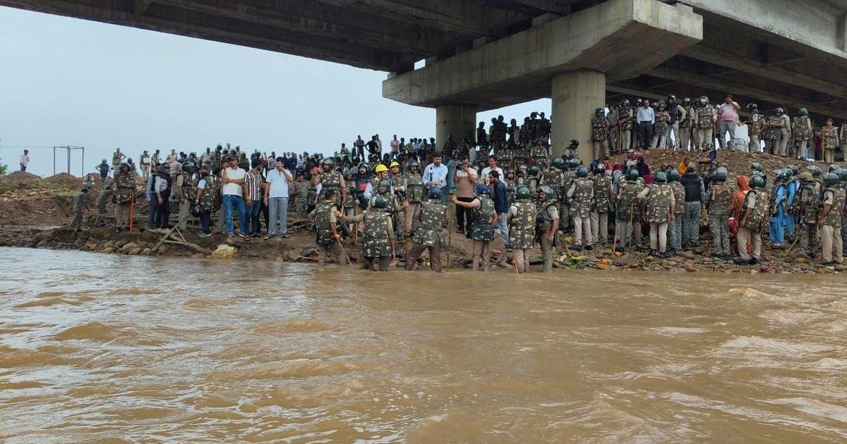 MP: Leader of agitation against Ken-Betwa river linking project detained, police clear protest site