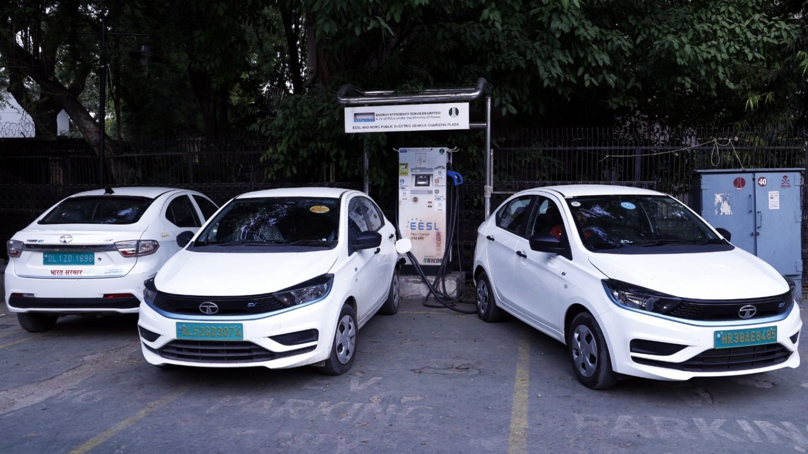 No tax break for strong hybrids, no petrol bikes in Delhi from April 2028