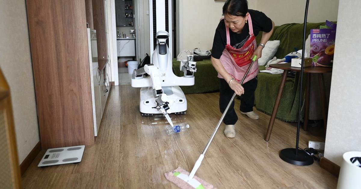 Sensors, head-mounted cameras, recordings: Humans are helping Chinese tech companies train robots