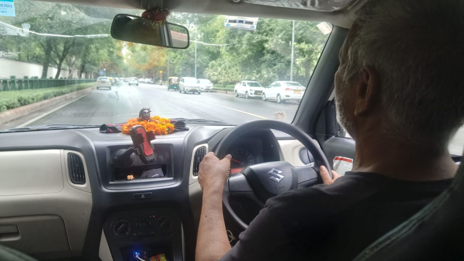 Rs 750 for full tank vs Rs 600 earlier: Delhi cab drivers feel the heat as earnings dip