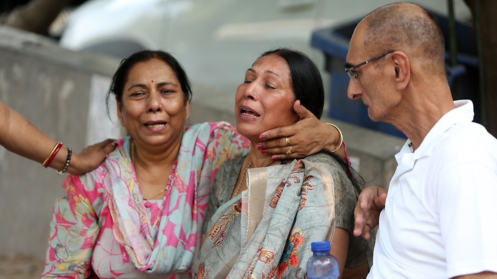 Man dies in hospital after Delhi hotel fire wiped out his family
