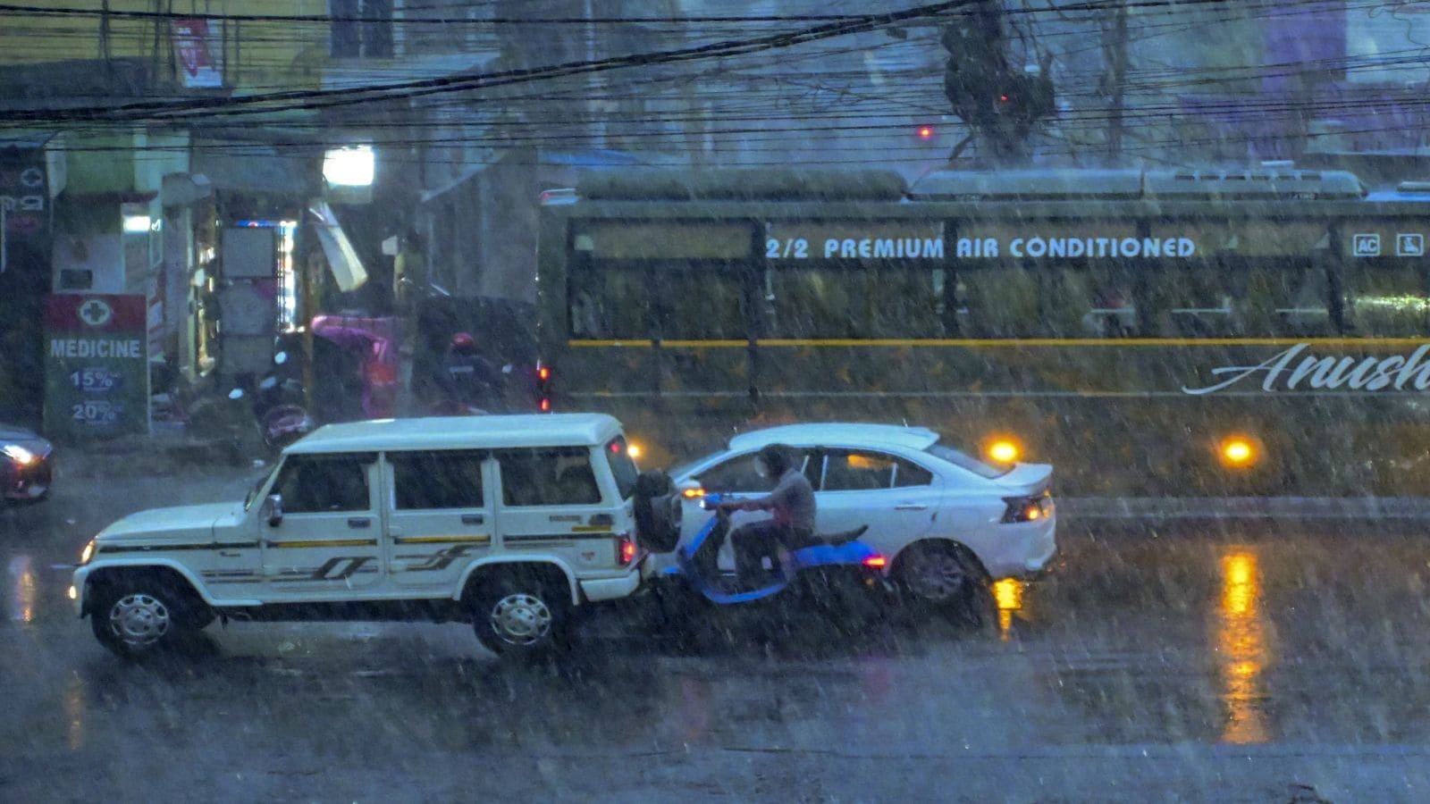 Gujarat to face extremely heavy rain; very heavy showers likely in Mumbai, Maharashtra