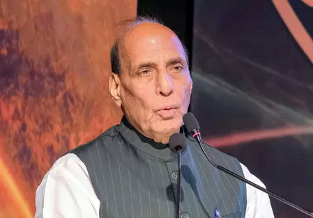 'ऑपरेशन सिंदूर' की वर्षगांठ पर राजनाथ सिंह ने सेना के शौर्य को किया सलाम, बोले- 'हमारे सशस्त्र बल हर चुनौती को तैयार'