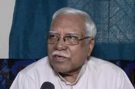हन्नान मोल्लाह का टीएमसी पर हमला, बोले- कपूर की तरह खत्म हो रही है पार्टी