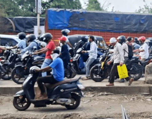 Thane: Metro Work Triggers Traffic Chaos at Shilphata's Manpada Chowk, MNS Warns of Protest