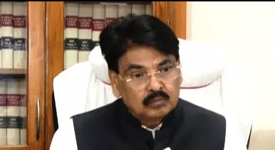 नीट पेपर लीक पर भाजपा का राहुल गांधी पर पलटवार, मनन मिश्रा बोले- बिना सोचे-समझे बोलते हैं कांग्रेस नेता