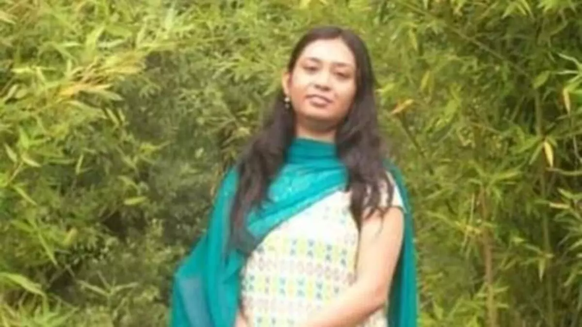 डीयू की महिला प्रोफेसर की बेरहमी से हत्या, 2 संदिग्ध कैब से अपार्टमेंट पहुंचे, 30 मिनट बाद वापस निकले