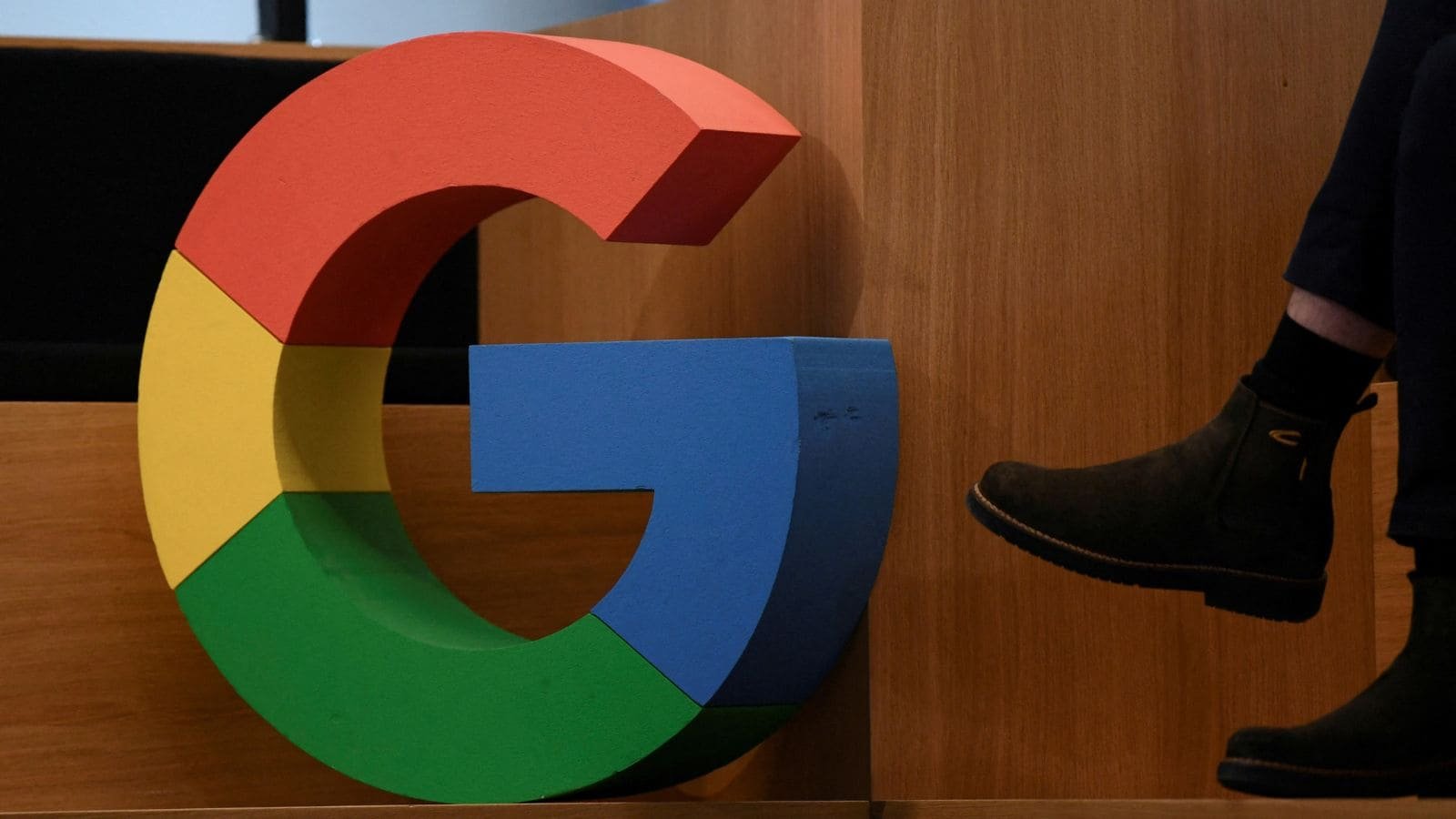 Google rolls out selfie video sign-in for easier account recovery, stronger security