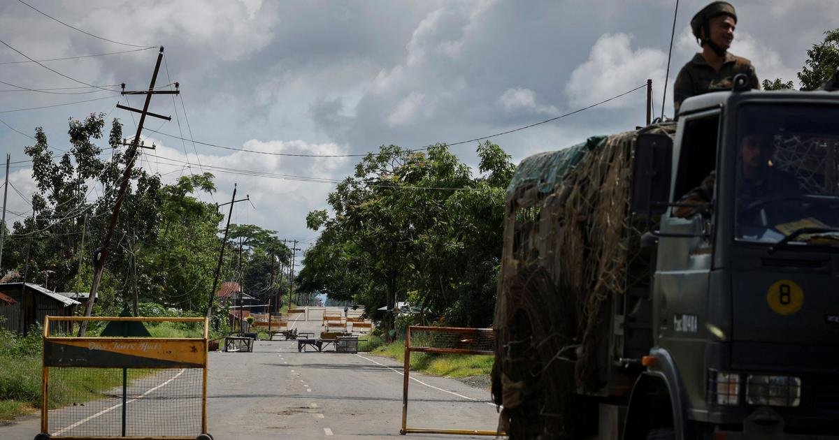 Manipur: Three killed, several injured in clashes between Kukis and Nagas in Ukhrul