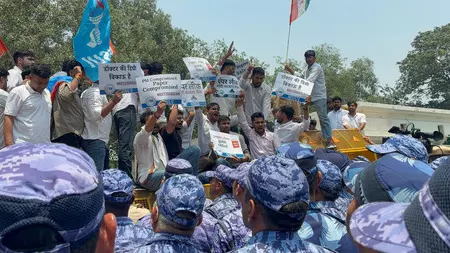 'लाखों छात्रों की मेहनत दांव पर'; नीट यूजी विवाद पर छात्र संगठनों का फूटा गुस्सा, न्याय की मांग