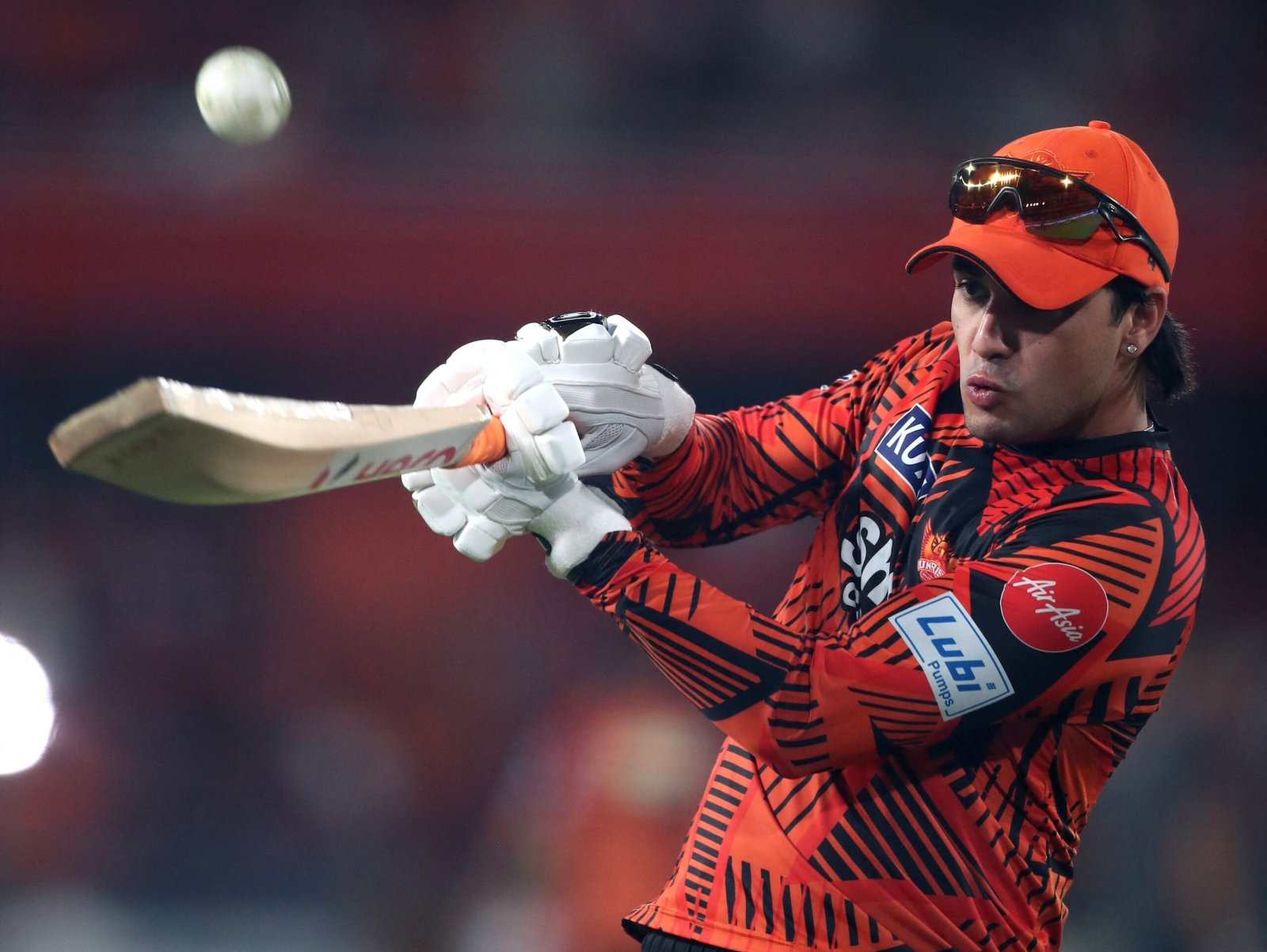 Sunrisers Hyderabad vs Royal Challengers Bengaluru Live Score, IPL 2026: Virat falls early as RCB look to chase 256