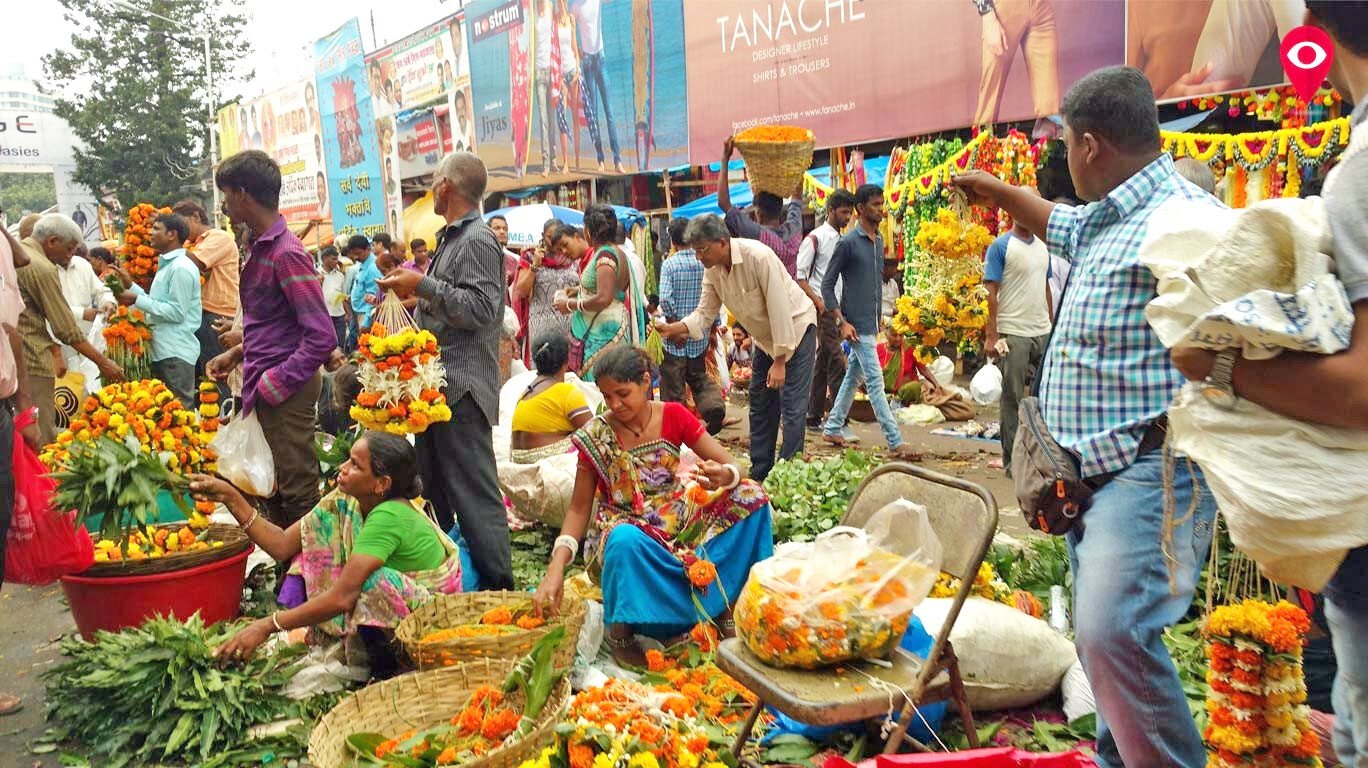 Mumbai: Hawker Identification System Goes Digital as BMC Introduces QR Licences