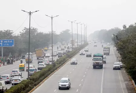 दिल्ली-एनसीआर में बढ़ा प्रदूषण, एक्यूआई 208 पहुंचने पर ग्रैप-1 लागू