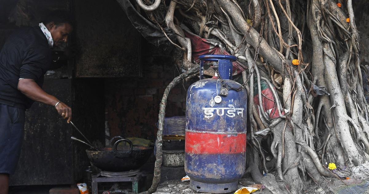 Prices of commercial LPG, 5-kg free trade cylinder hiked