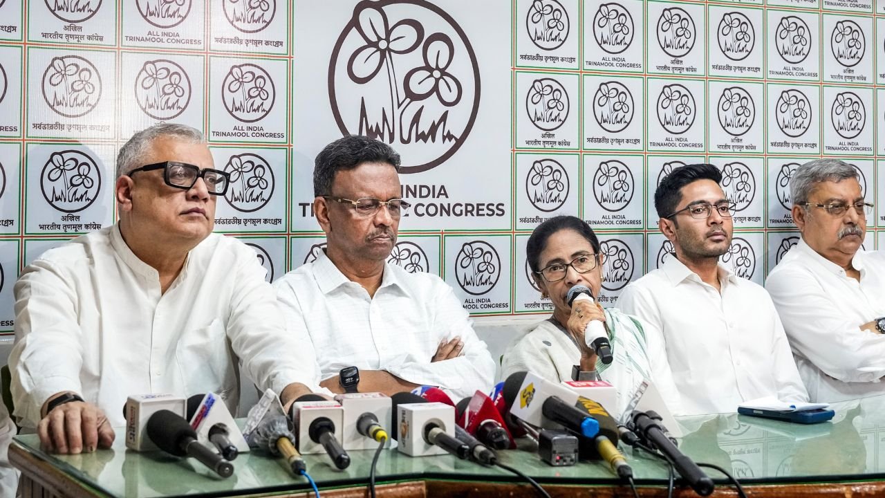 Falta verdict signals cracks in TMC social base as CPI(M) gains from minority drift