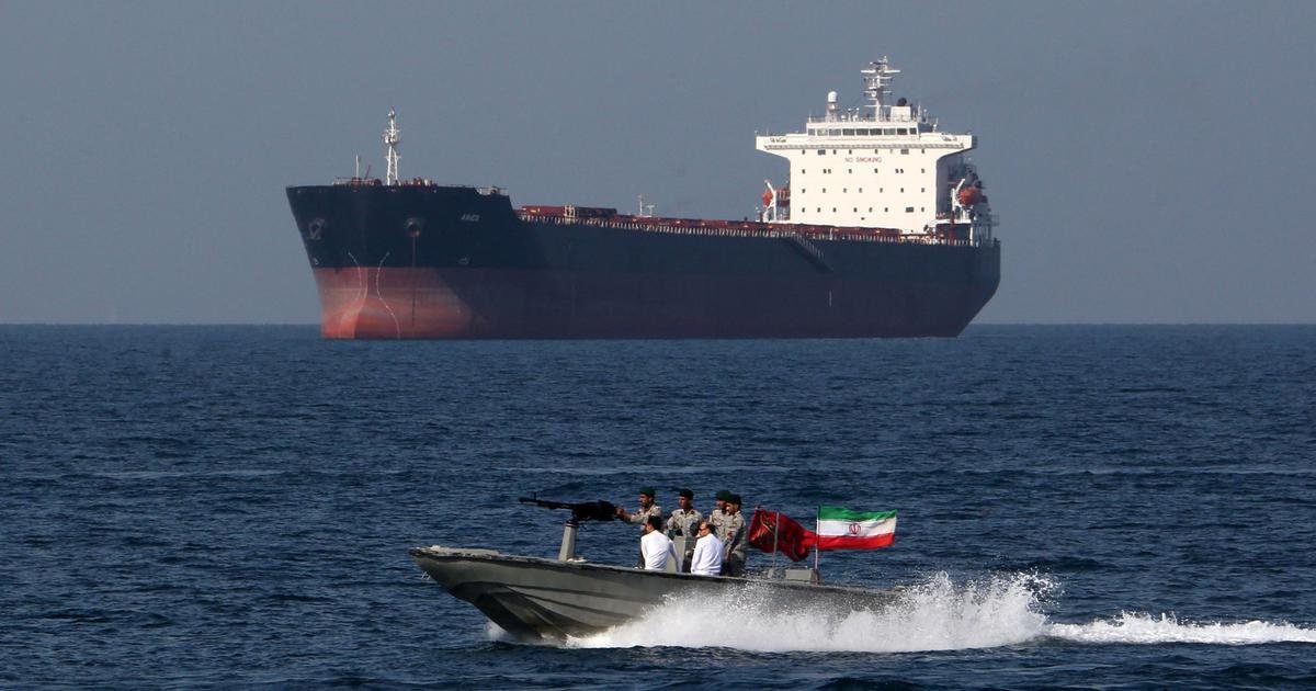 Top updates: Iran closes Strait of Hormuz again