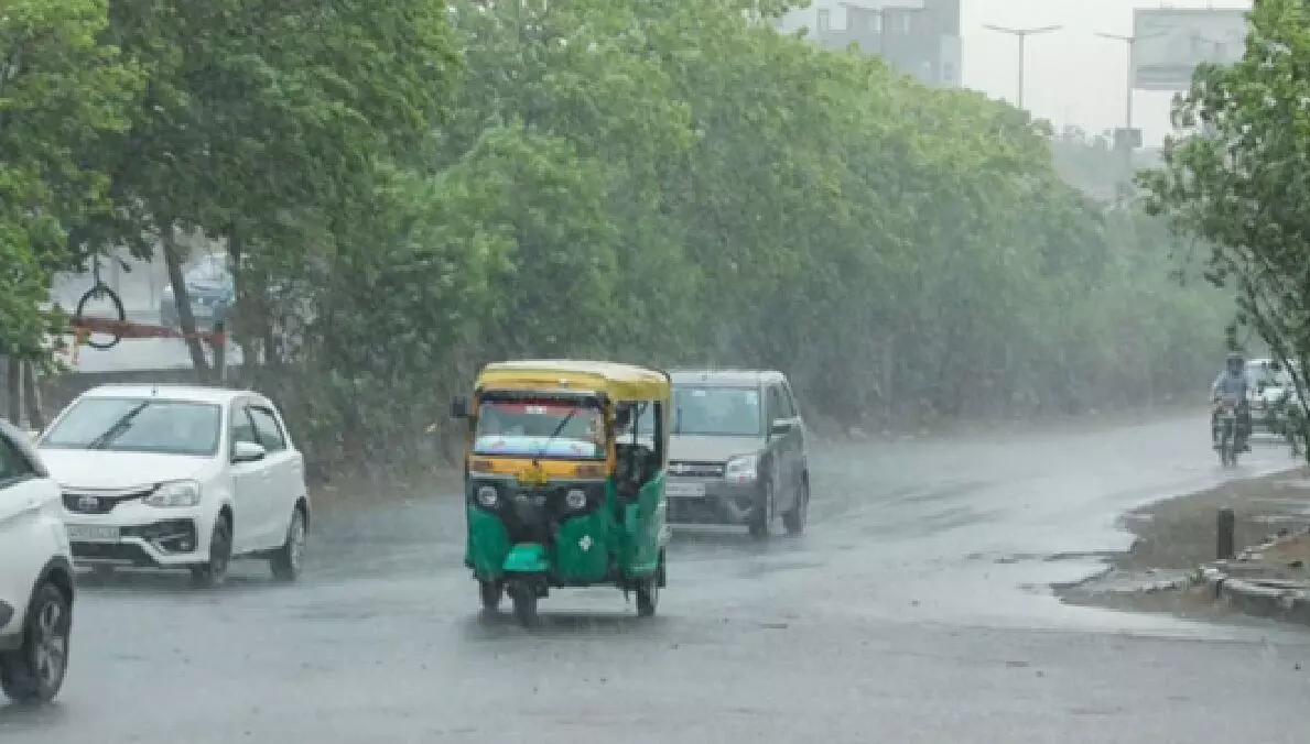 दिल्ली-NCR में मौसम लेगा करवट, आज से दो दिन बारिश का यलो अलर्ट, सक्रिय हो रहा है एक नया पश्चिमी विक्षोभ